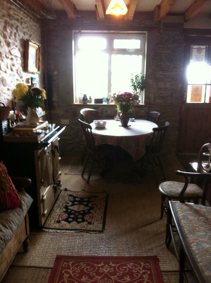 Five Saints Farmhouse B&B Pumpsaint Екстериор снимка